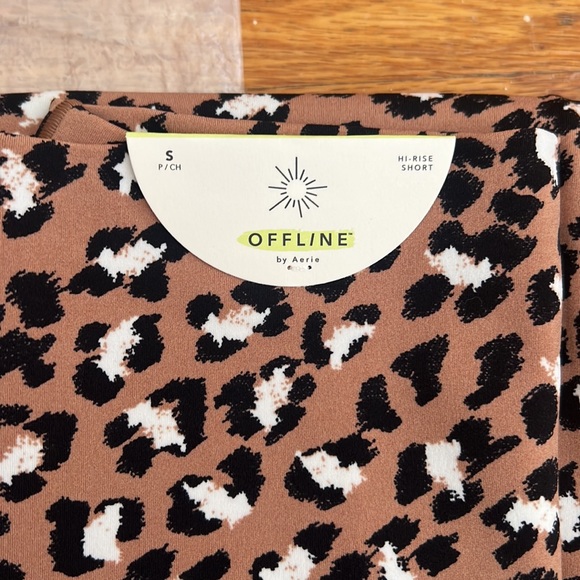 NWT Aerie Offline Neutral Leopard Crossover Leggings Sz S - Picture 6 of 11